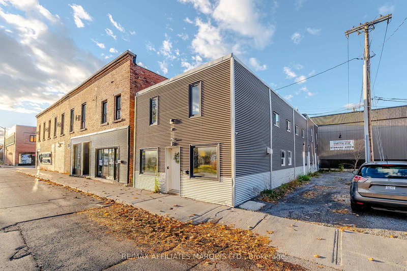 9 First St E, Cornwall, K6H 1K5 | Image 3