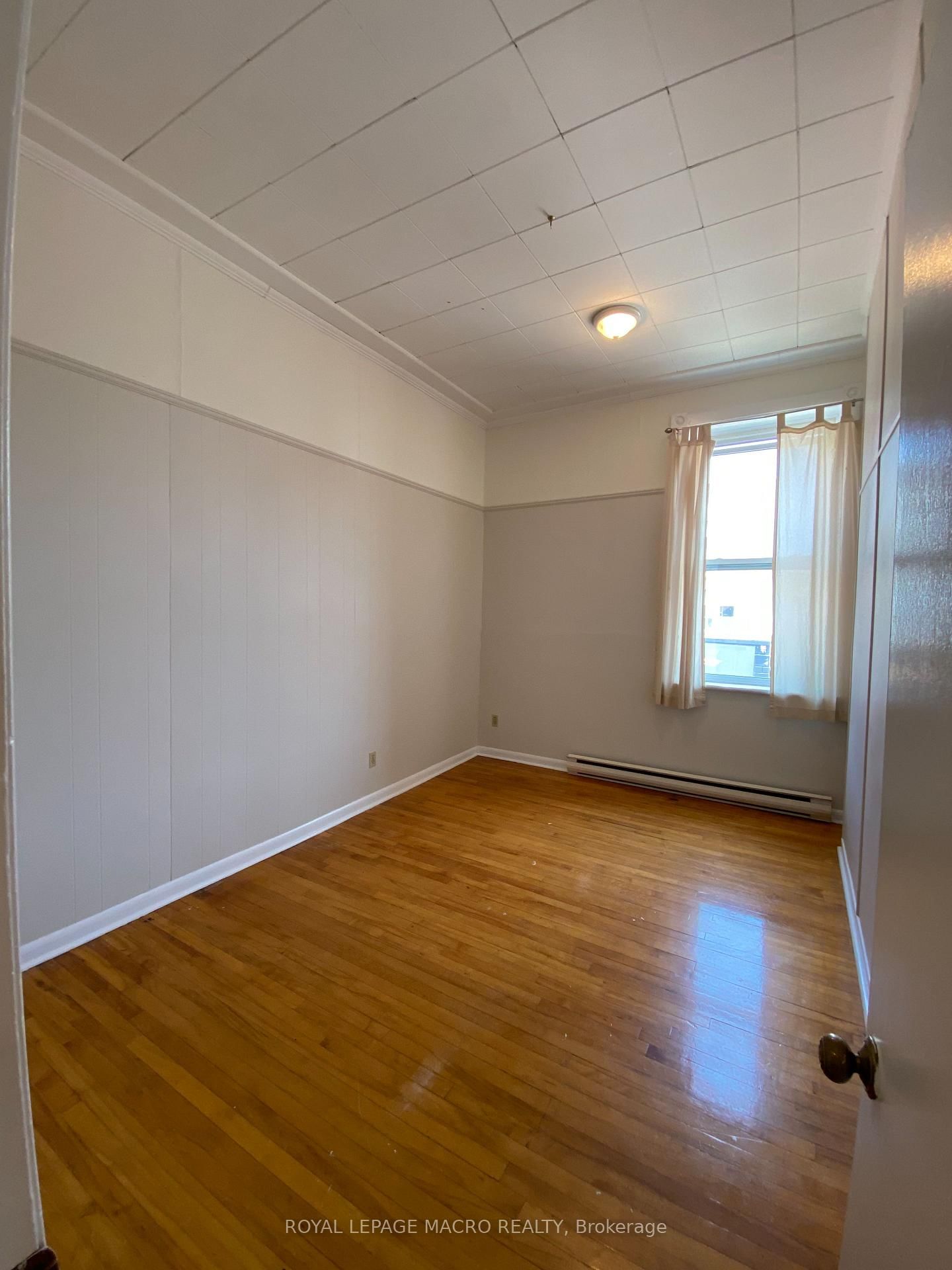 32 Grand River Street N, Unit Unit C