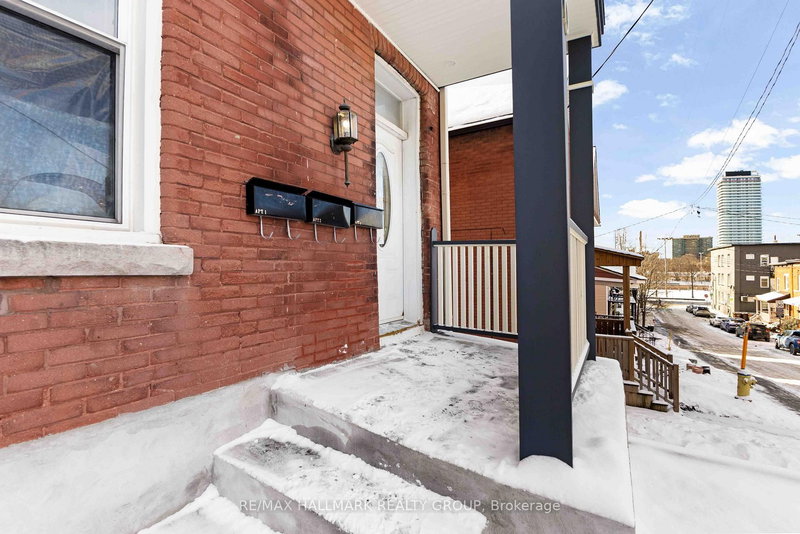 70 Anderson St, Ottawa, K1R 6T7 | Image 2