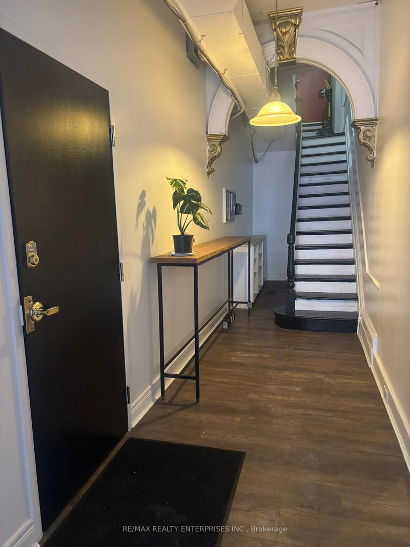 2A - 156 James St S, Hamilton, L8P 3A2 | Image 3