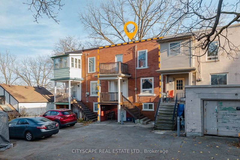 B - 61 Eby St S, Kitchener, N2G 3K9 | Image 2