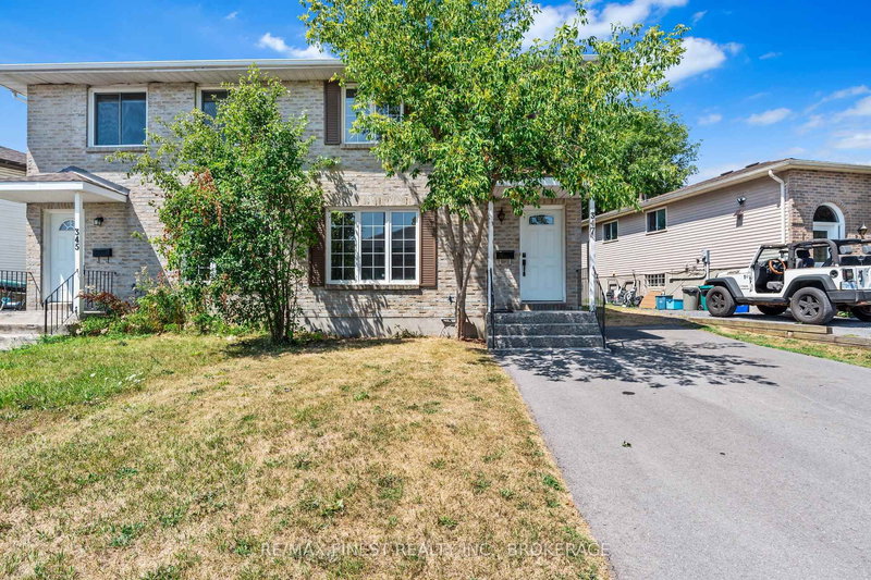347 Kingsdale Ave, Kingston, K7M 7Z1 | Image 3