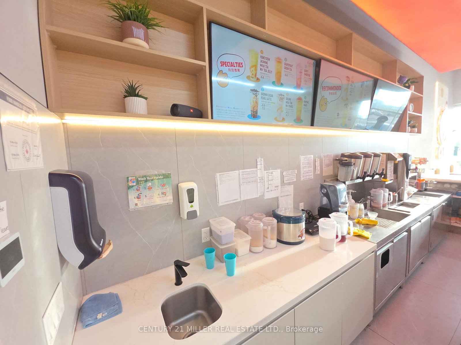 1380 South Service Road, Unit 3 - Photo 8