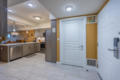 Unit 203 — 12 Erie Boulevard — photo 4