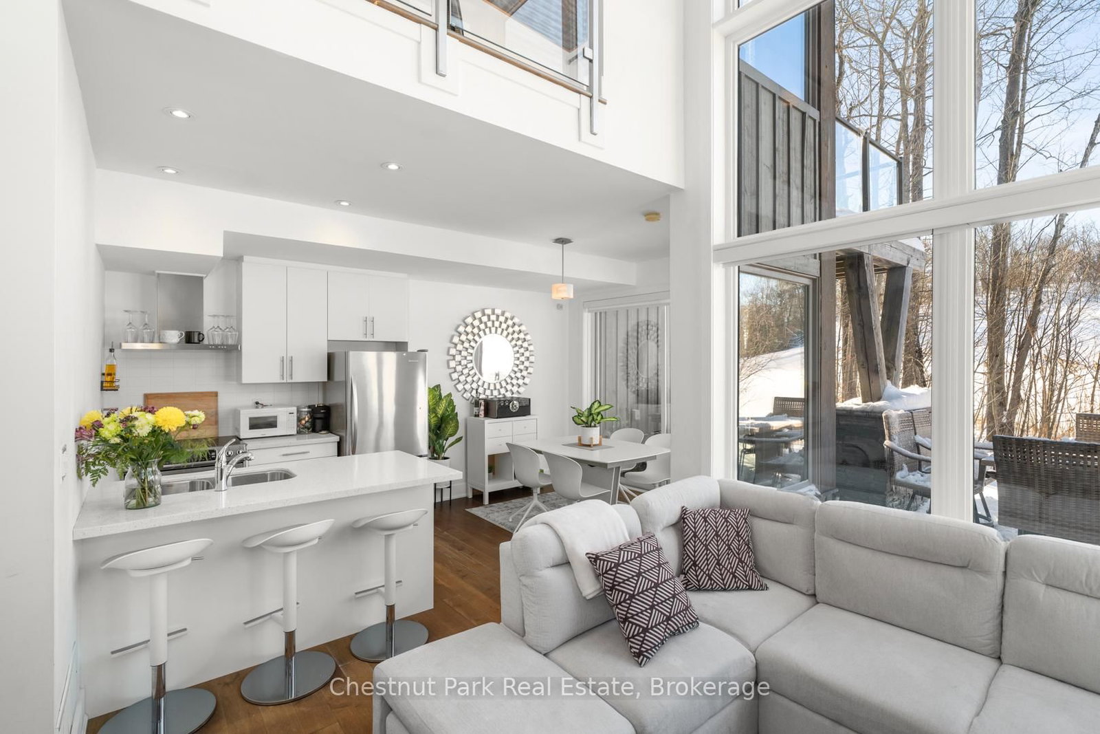 10 Carrick, Gravenhurst, Ontario P1P 0A6