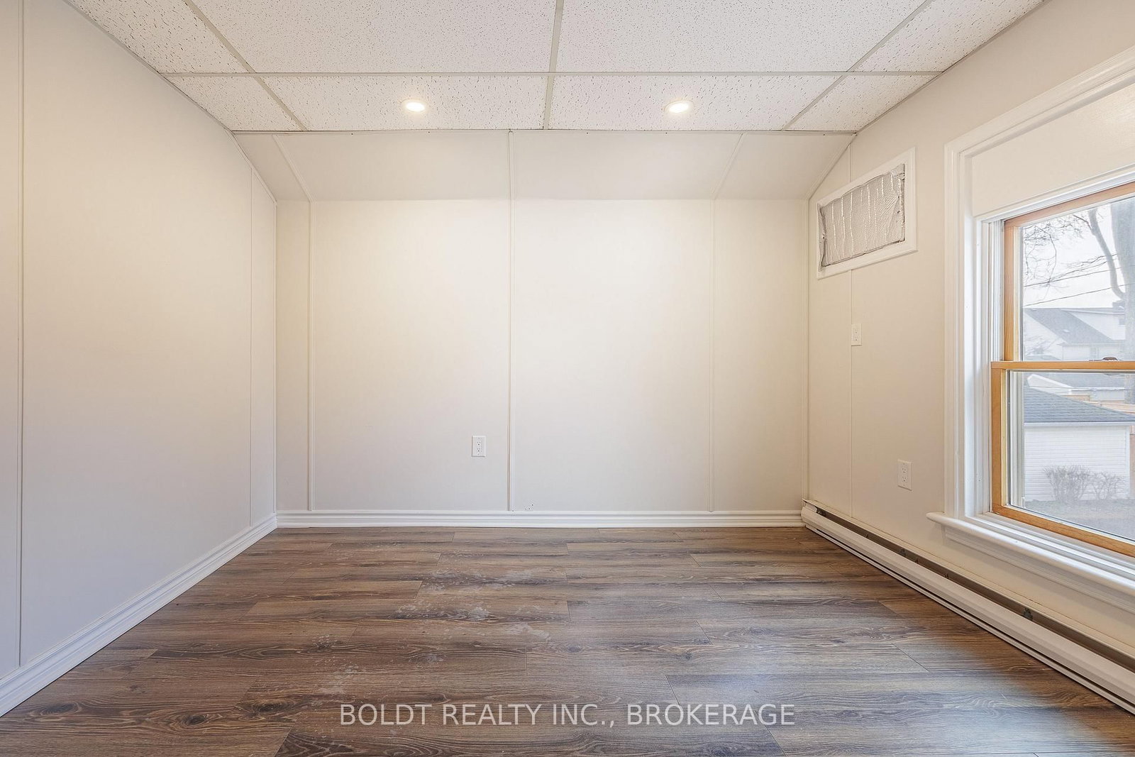 215 Ontario Street, Unit 2D - Photo 9