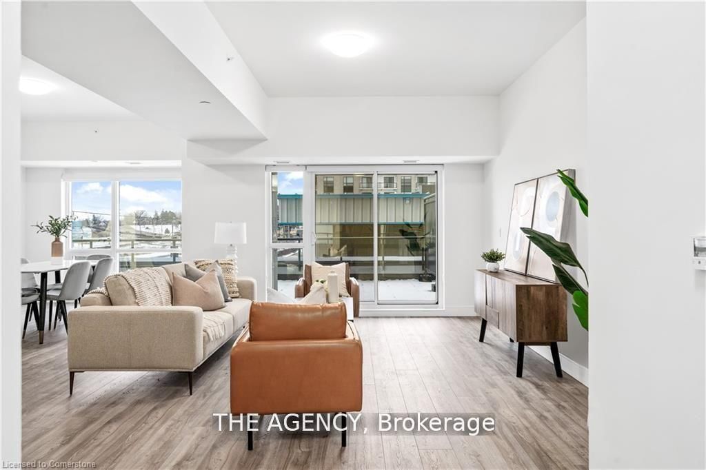 2 Dundas Street W, Unit 305 - Photo 12