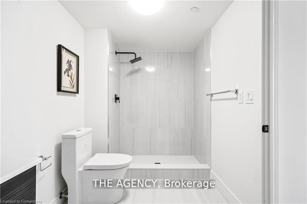 2 Dundas Street W, Unit 305 - Photo 21