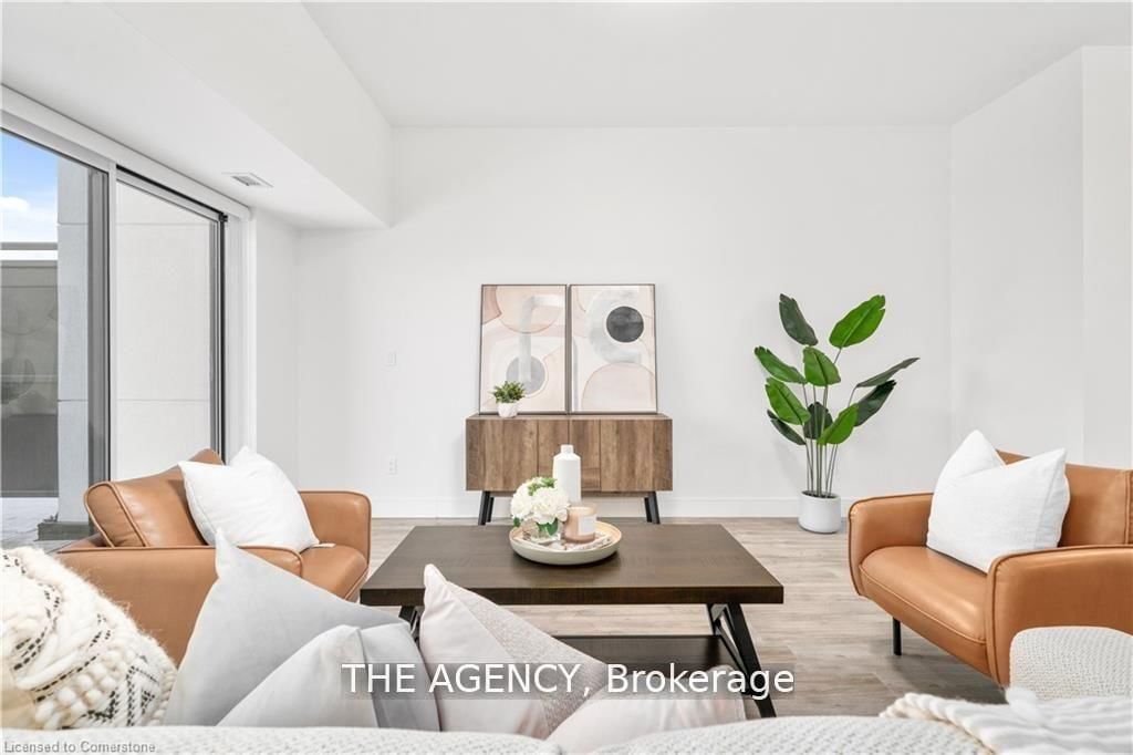 2 Dundas Street W, Unit 305 - Photo 9