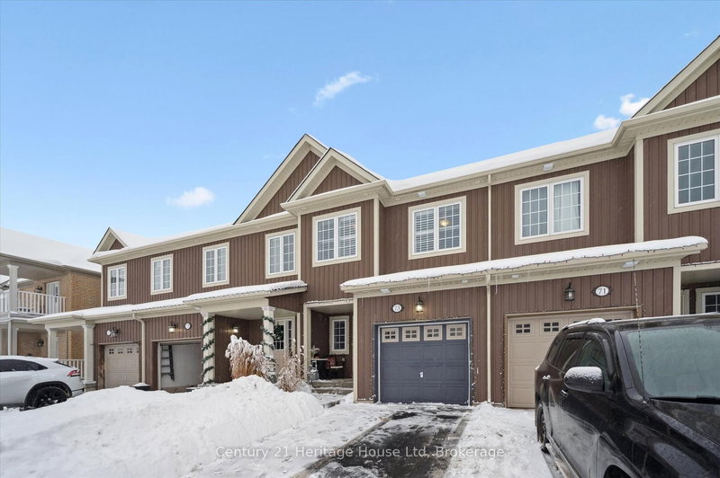 73 Courtney St, Centre Wellington, N1M 0E5 | Image 2