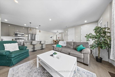 Unit A/B — 22 Inverkip Avenue — photo 6