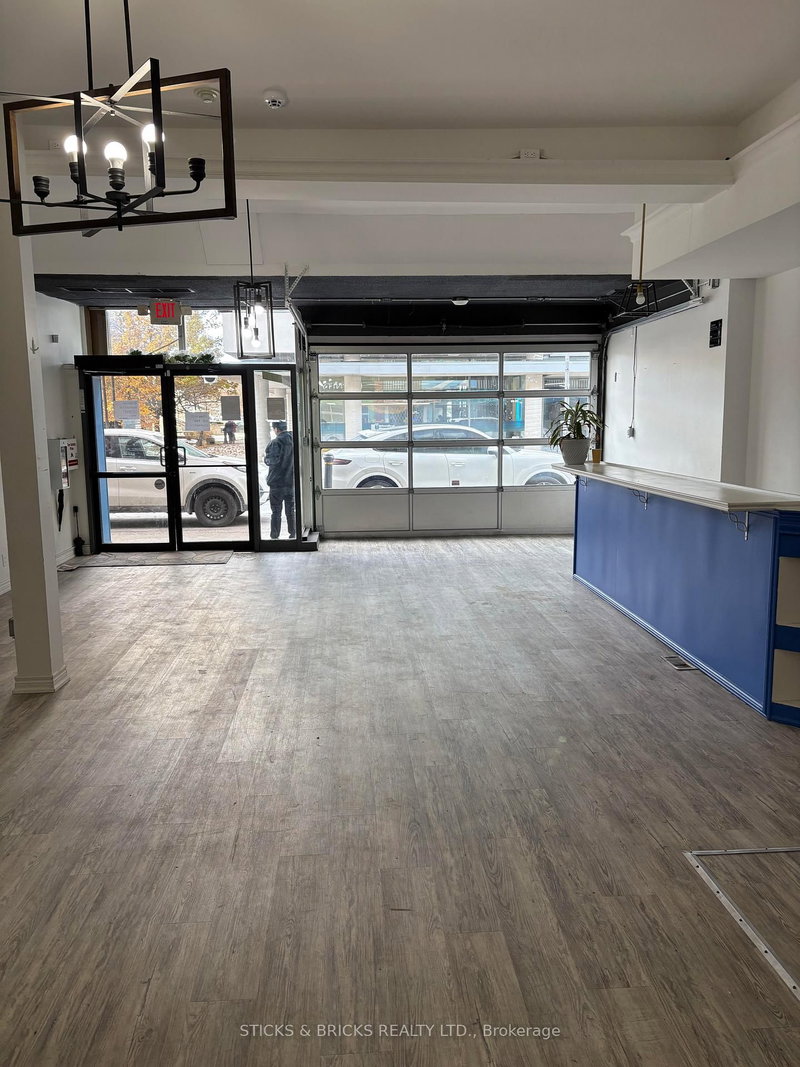 4337 Queen St, Niagara Falls, L2E 2K9 | Image 2