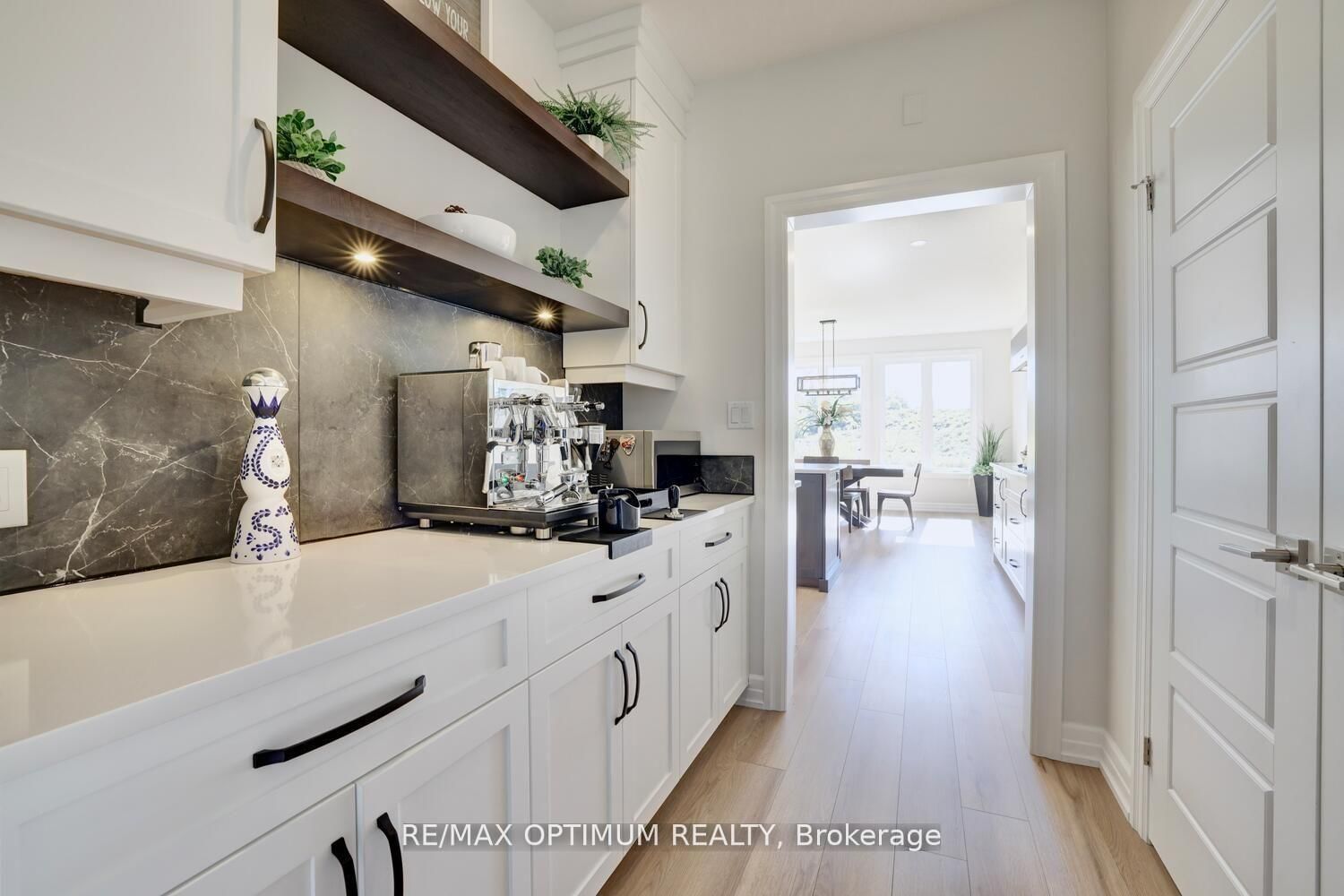 Detached House for sale at 23 Whitcombe Way, Puslinch, Ontario, N0B 2C0 - Morriston - MLS: X12630042