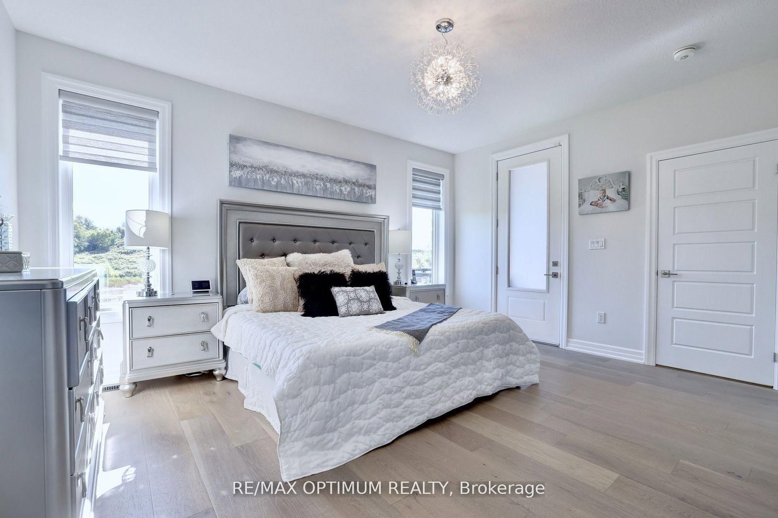 Detached House for sale at 23 Whitcombe Way, Puslinch, Ontario, N0B 2C0 - Morriston - MLS: X12630042