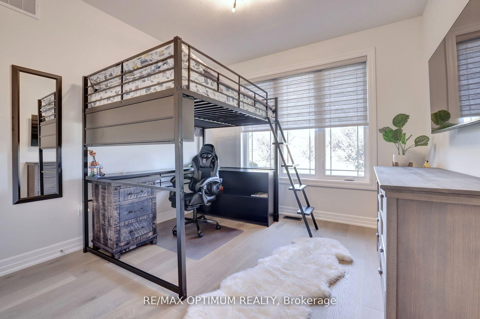 Detached House for sale at 23 Whitcombe Way, Puslinch, Ontario, N0B 2C0 - Morriston - MLS: X12630042