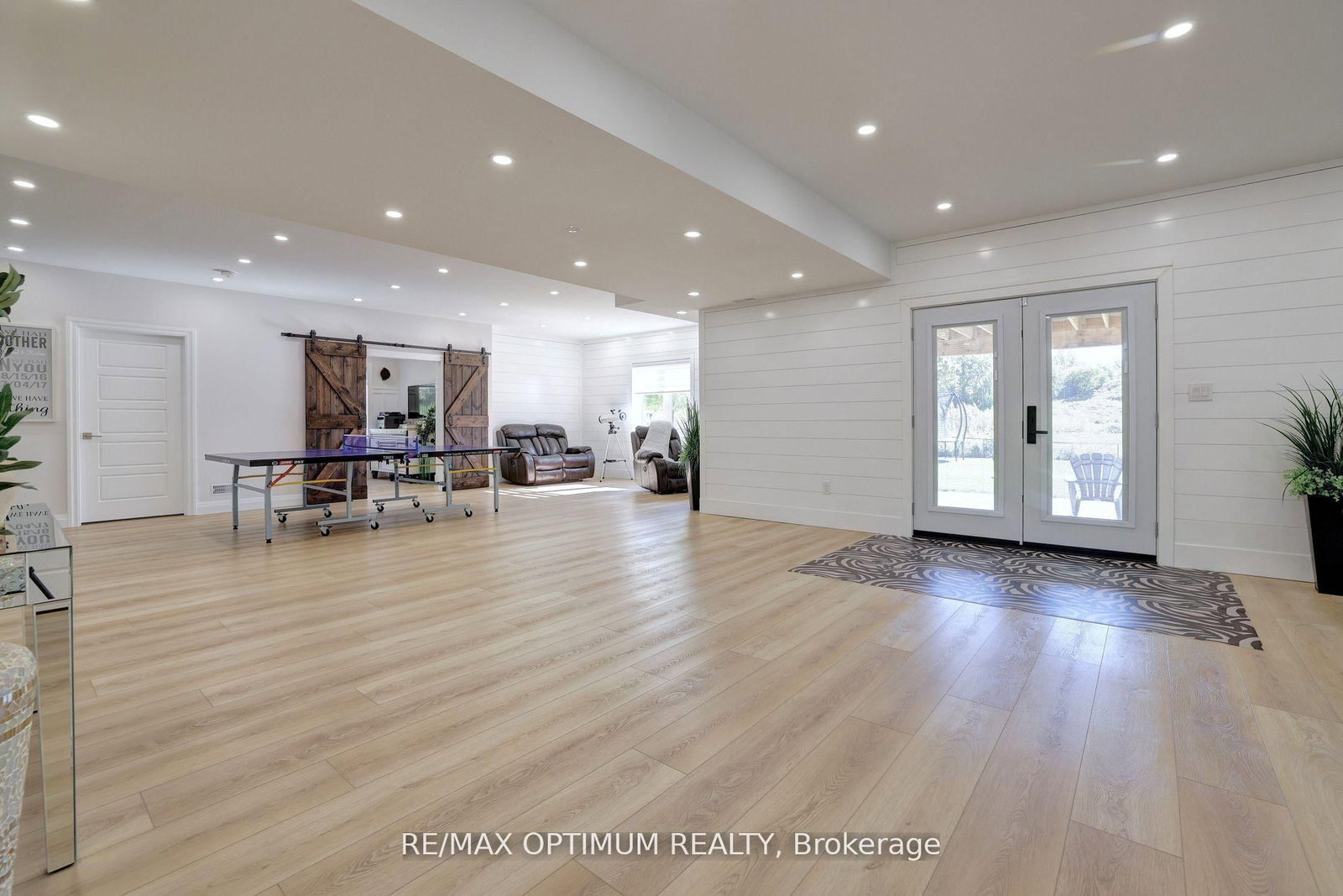 Detached House for sale at 23 Whitcombe Way, Puslinch, Ontario, N0B 2C0 - Morriston - MLS: X12630042