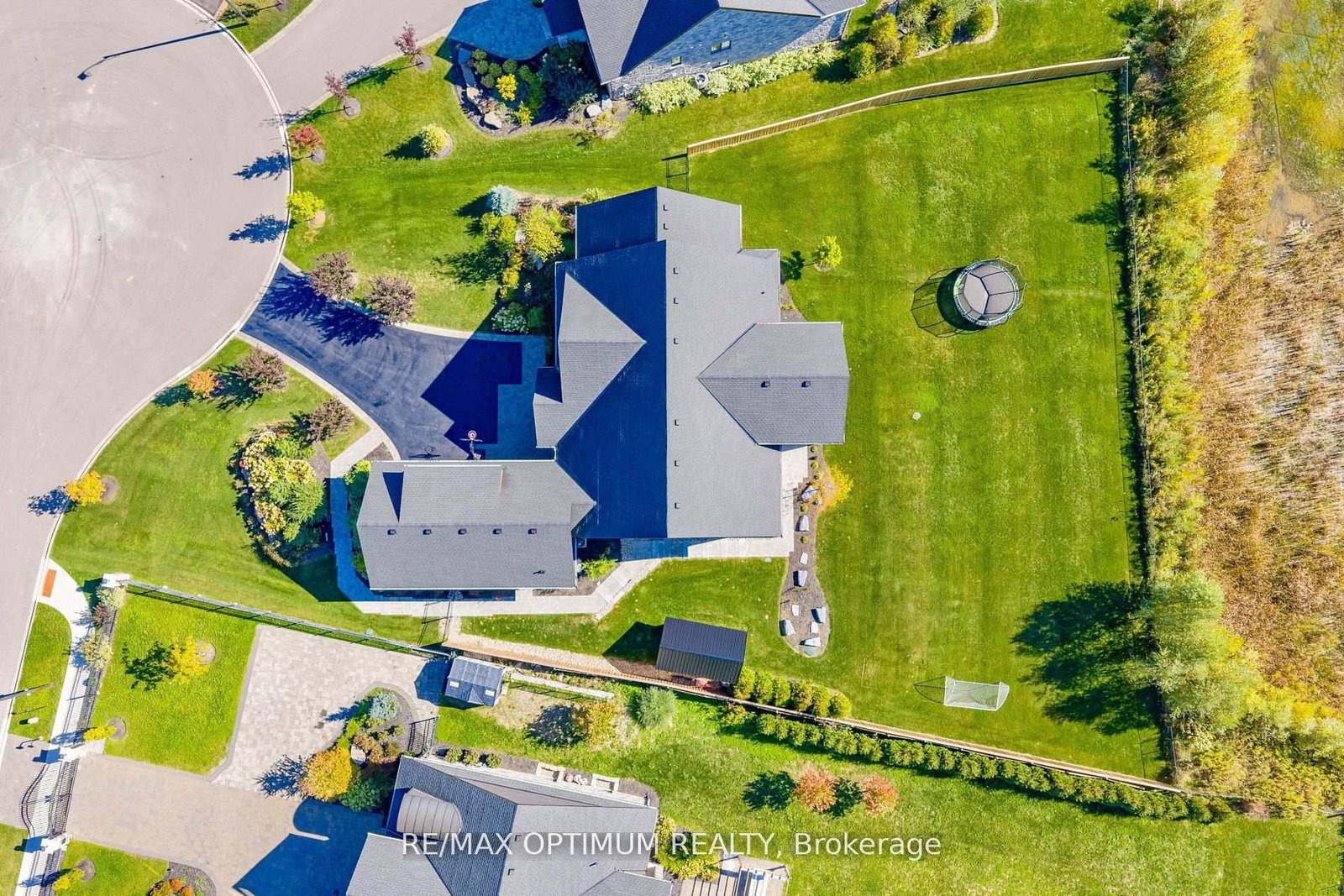 Detached House for sale at 23 Whitcombe Way, Puslinch, Ontario, N0B 2C0 - Morriston - MLS: X12630042