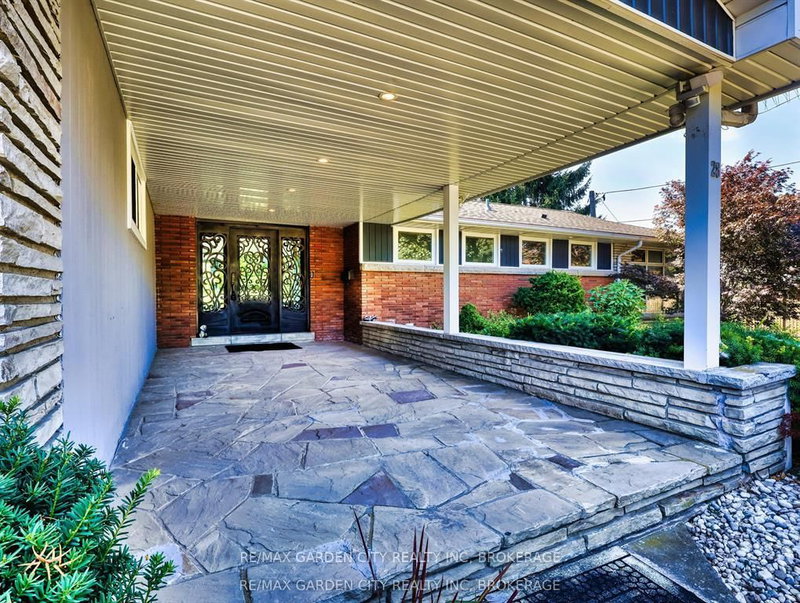 28 MARSDALE Dr, St. Catharines, L2T 3S3 | Image 3