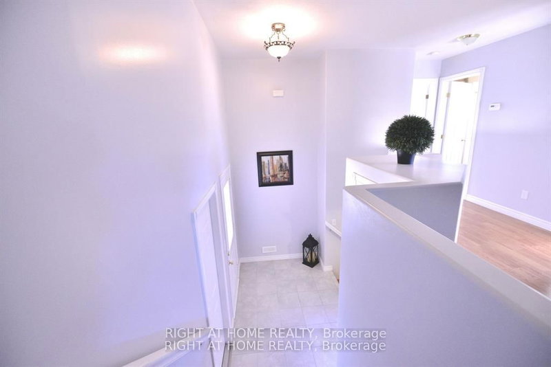 9 Discovery Crt, Chatham-Kent, N7L 0A3 | Image 3