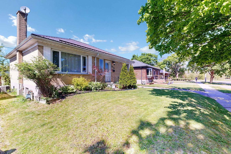 616 Crawford Dr, Peterborough, K9J 3W7 | Image 2