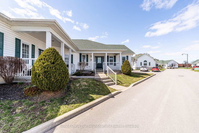 3201-300 Croft Street, Port Hope, Ontario image-0-2