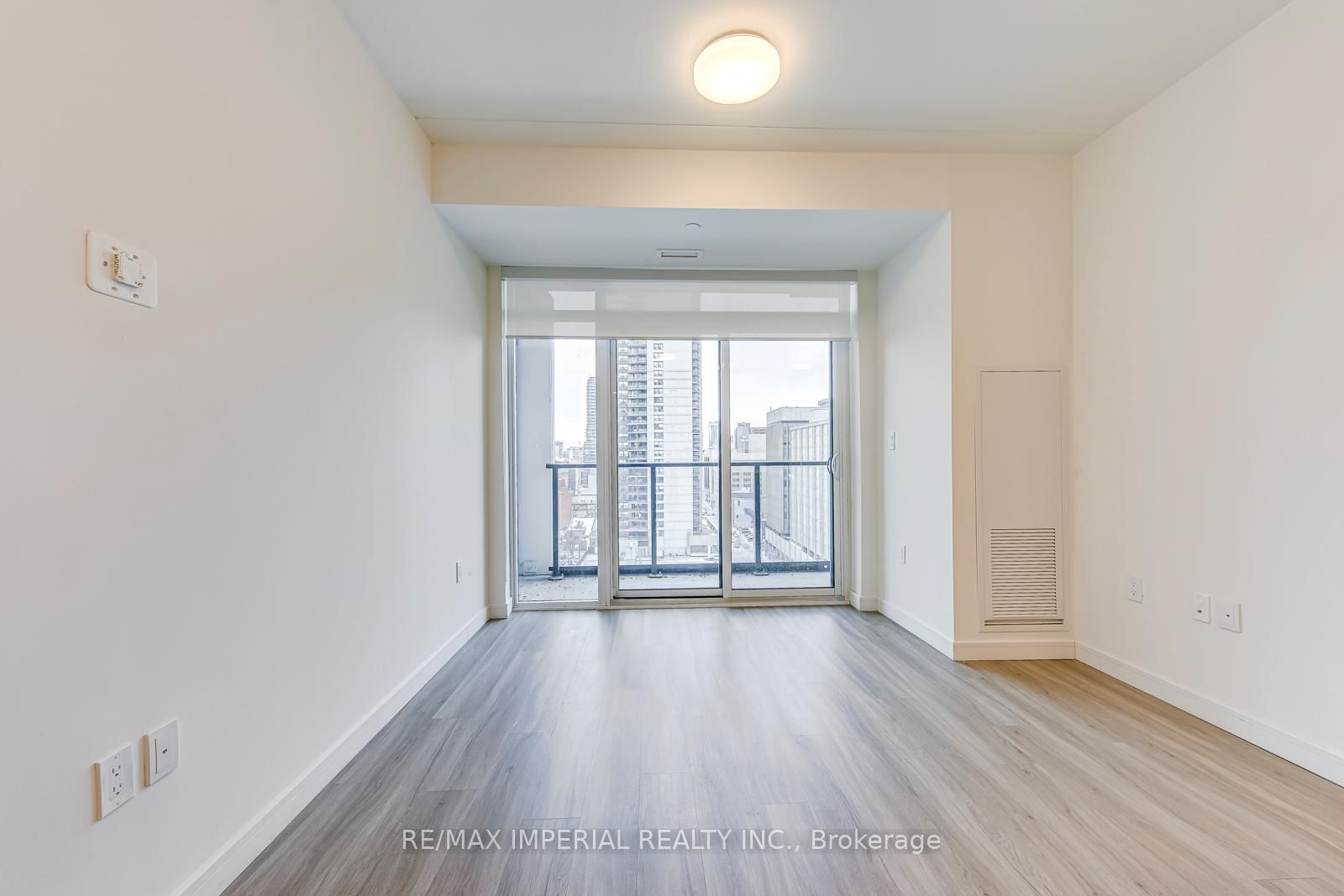49 Walnut Street S, Unit 1308 - Photo 15