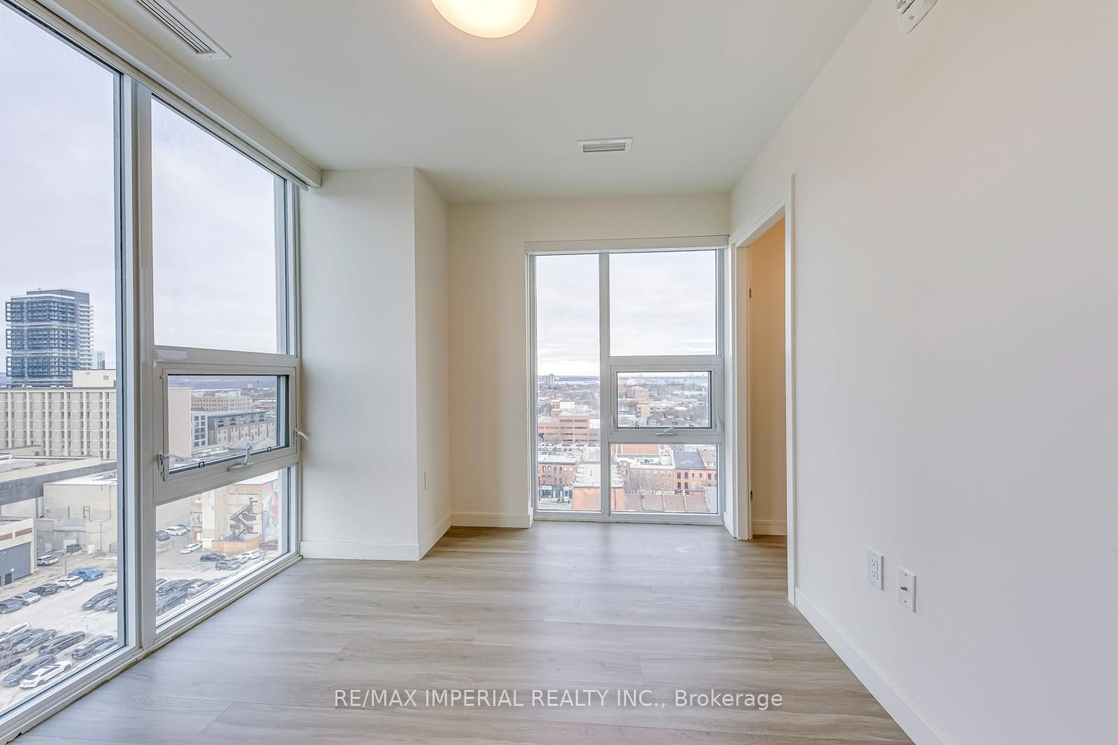 49 Walnut Street S, Unit 1308 - Photo 18