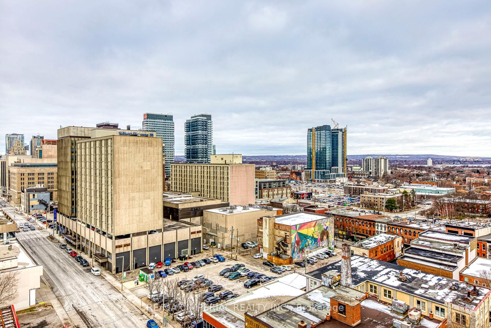 49 Walnut Street S, Unit 1308 - Photo 32