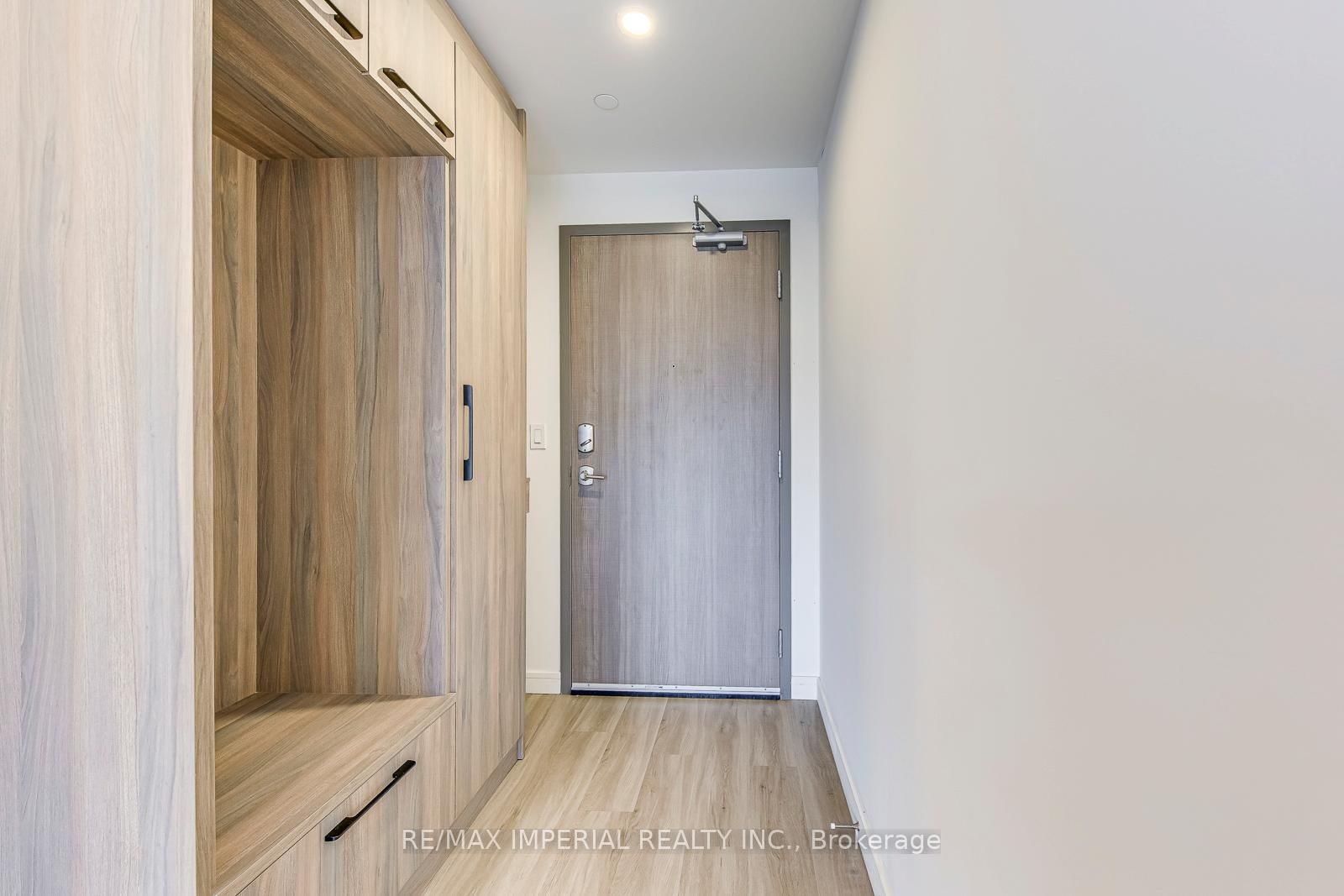 49 Walnut Street S, Unit 1308 - Photo 8