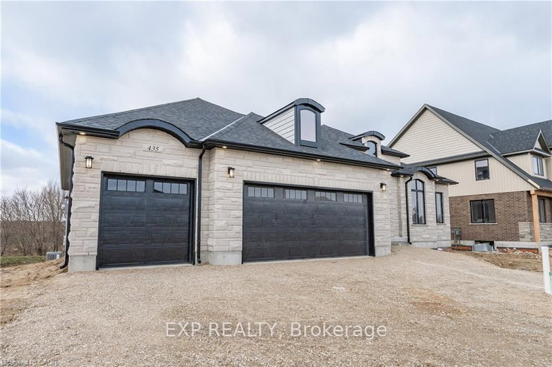 1050 Walton Ave, North Perth, N4W 3S2 | Image 3