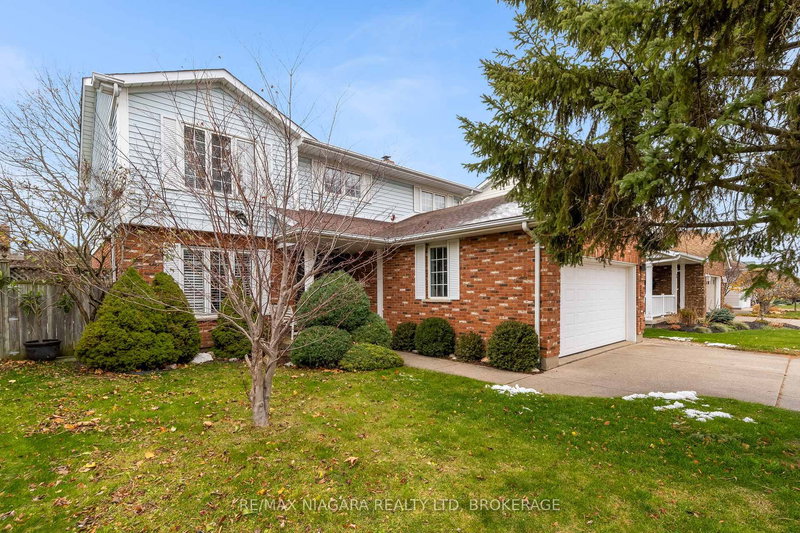 7 Bahama Bay, St. Catharines, L2M 7W2 | Image 2