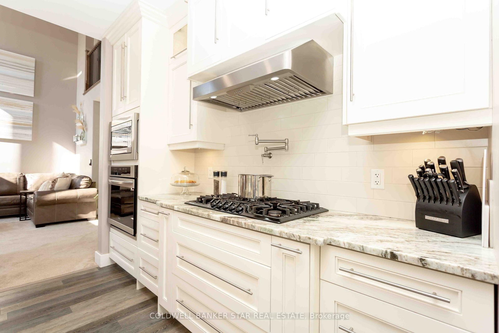 Detached House for sale at 8037 Springwater Road, Central Elgin, Ontario, N5H 2R4 - Rural Central Elgin - MLS: X12633086