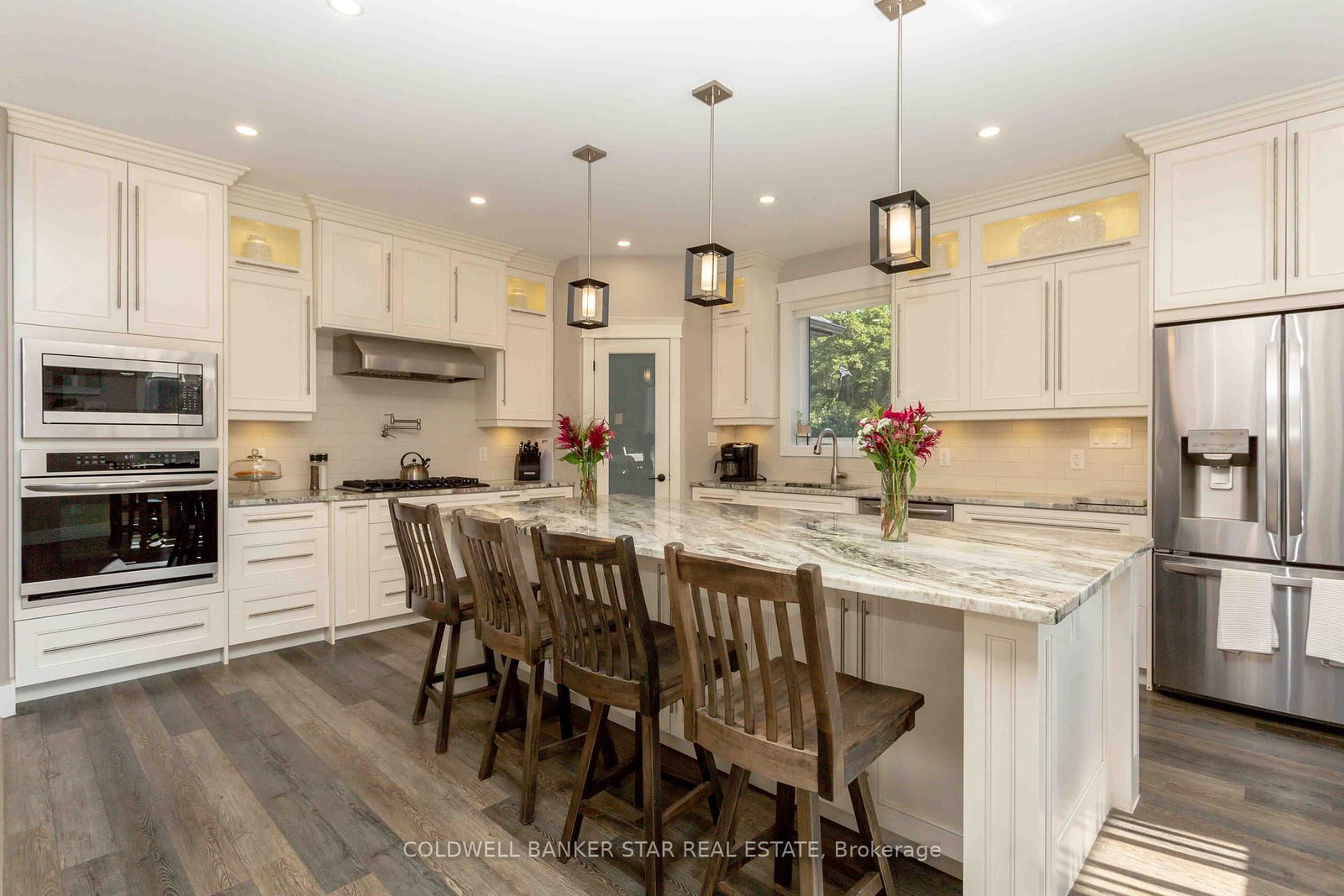 Detached House for sale at 8037 Springwater Road, Central Elgin, Ontario, N5H 2R4 - Rural Central Elgin - MLS: X12633086