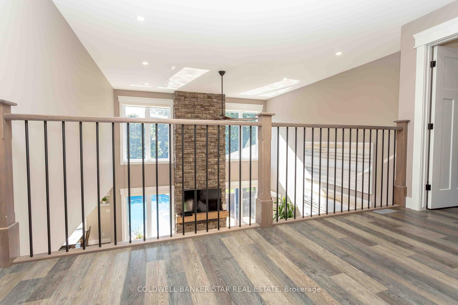 Detached House for sale at 8037 Springwater Road, Central Elgin, Ontario, N5H 2R4 - Rural Central Elgin - MLS: X12633086