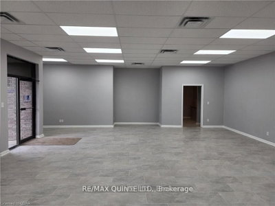 Unit UNIT #5 — 257 DUNDAS Street E — photo 5