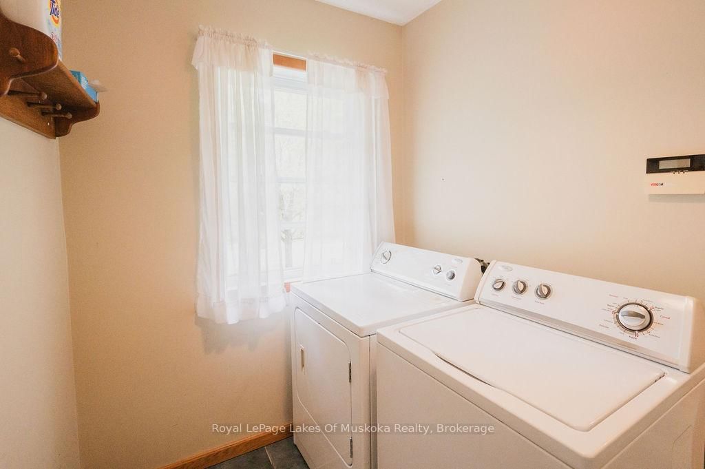 Detached House for sale at 12 Murray Street, Sundridge, Ontario, P0A 1Z0 - Sundridge - MLS: X12633500