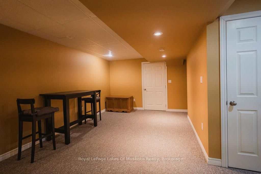 Detached House for sale at 12 Murray Street, Sundridge, Ontario, P0A 1Z0 - Sundridge - MLS: X12633500