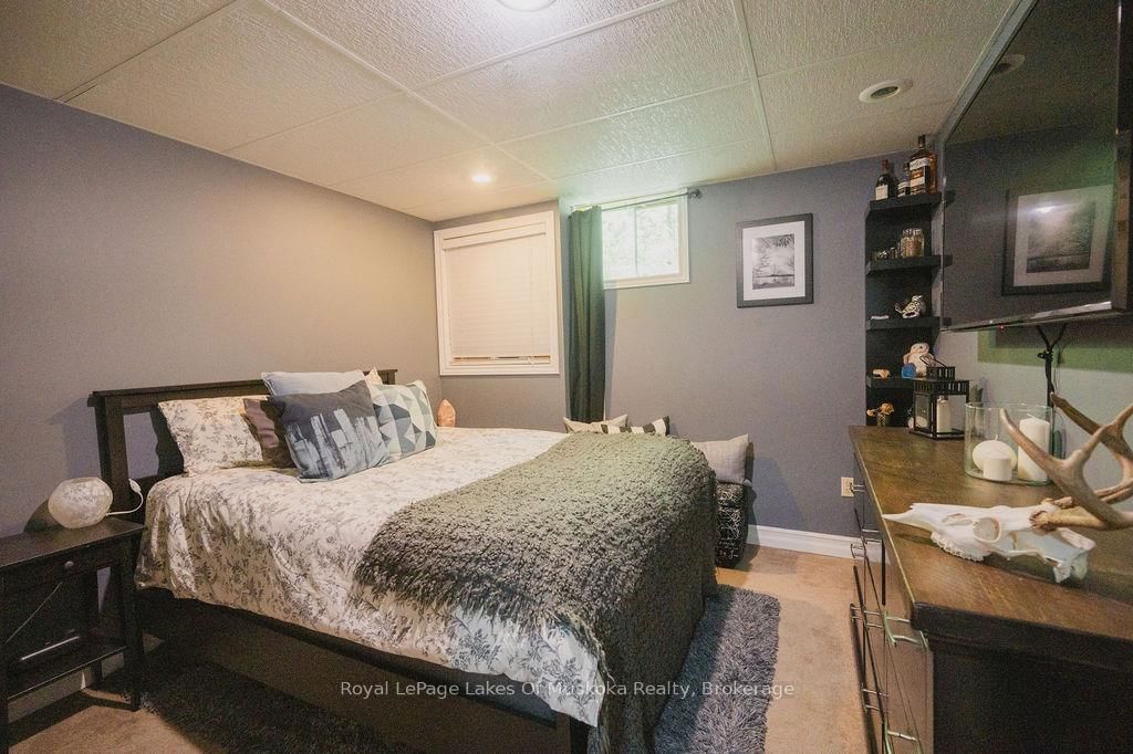 Detached House for sale at 12 Murray Street, Sundridge, Ontario, P0A 1Z0 - Sundridge - MLS: X12633500