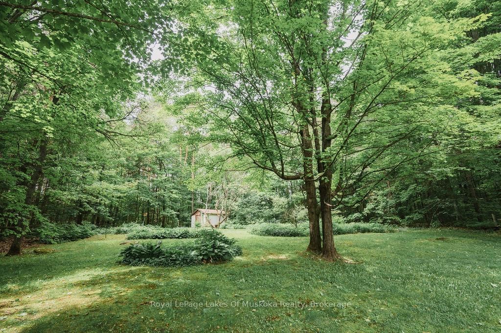 Detached House for sale at 12 Murray Street, Sundridge, Ontario, P0A 1Z0 - Sundridge - MLS: X12633500