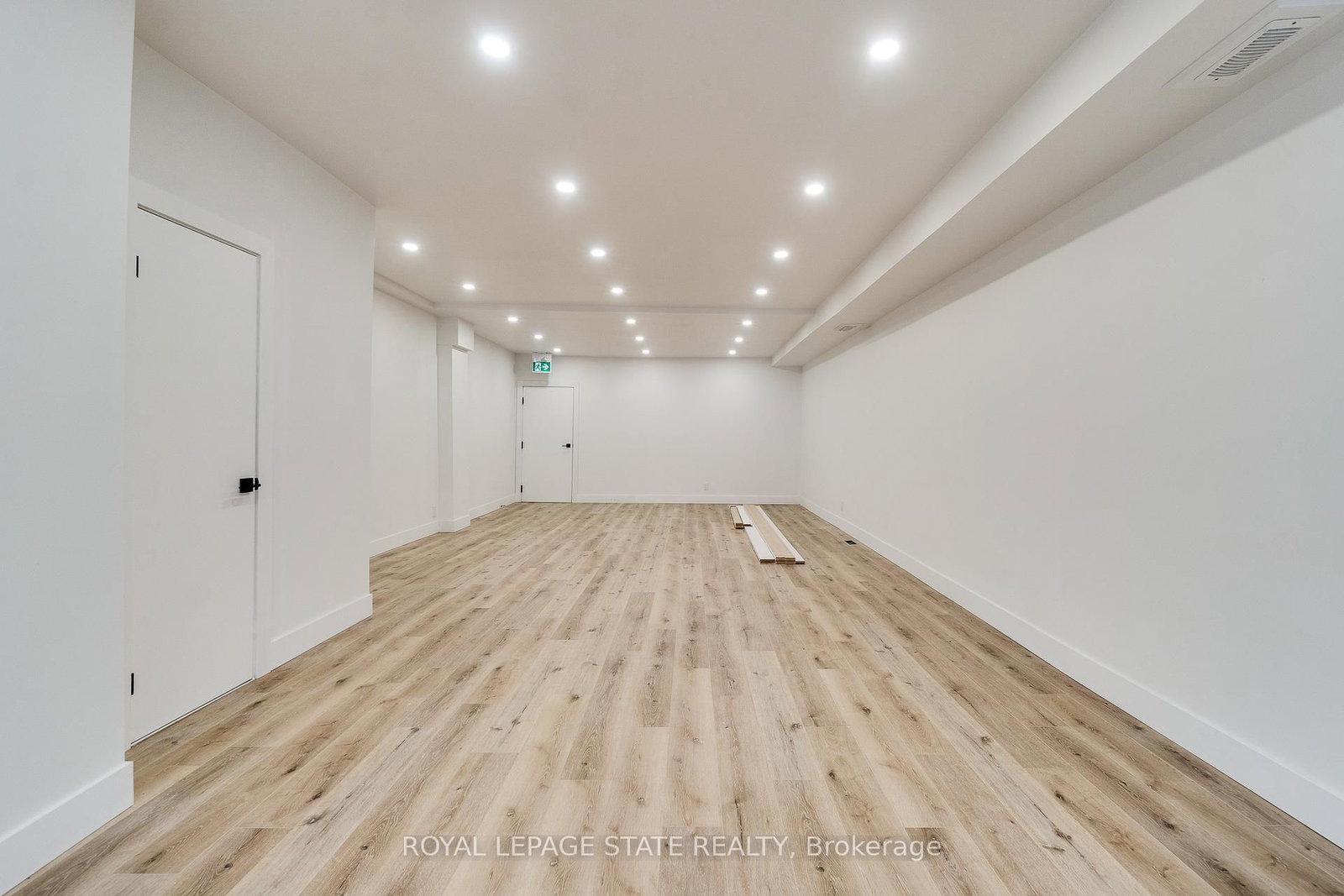 18 Barton Street E - Photo 19