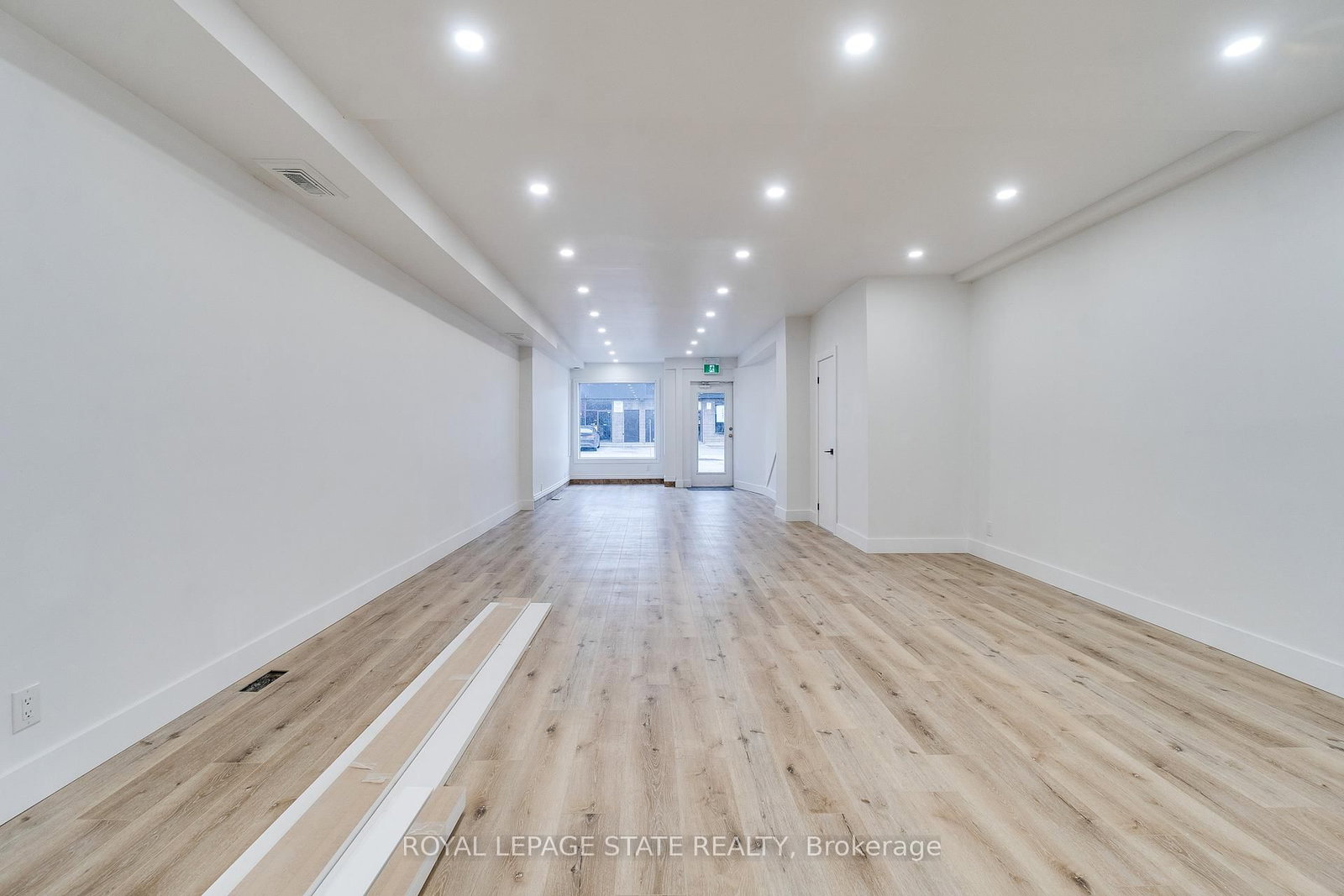 18 Barton Street E - Photo 21