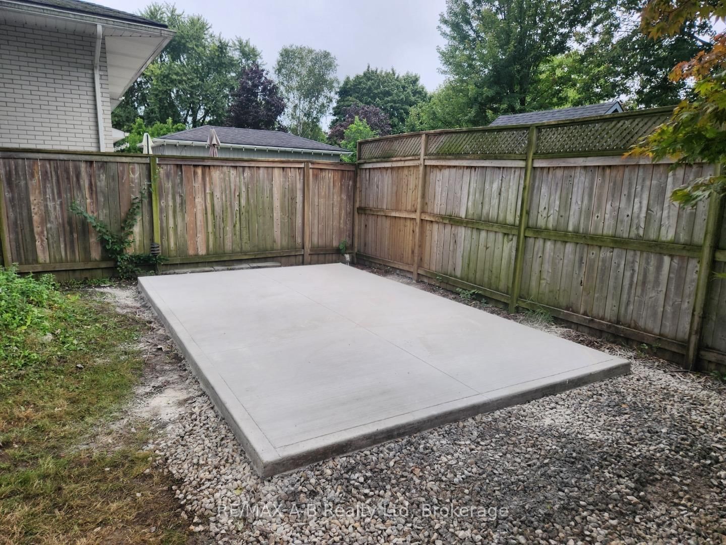 Listing Image 45