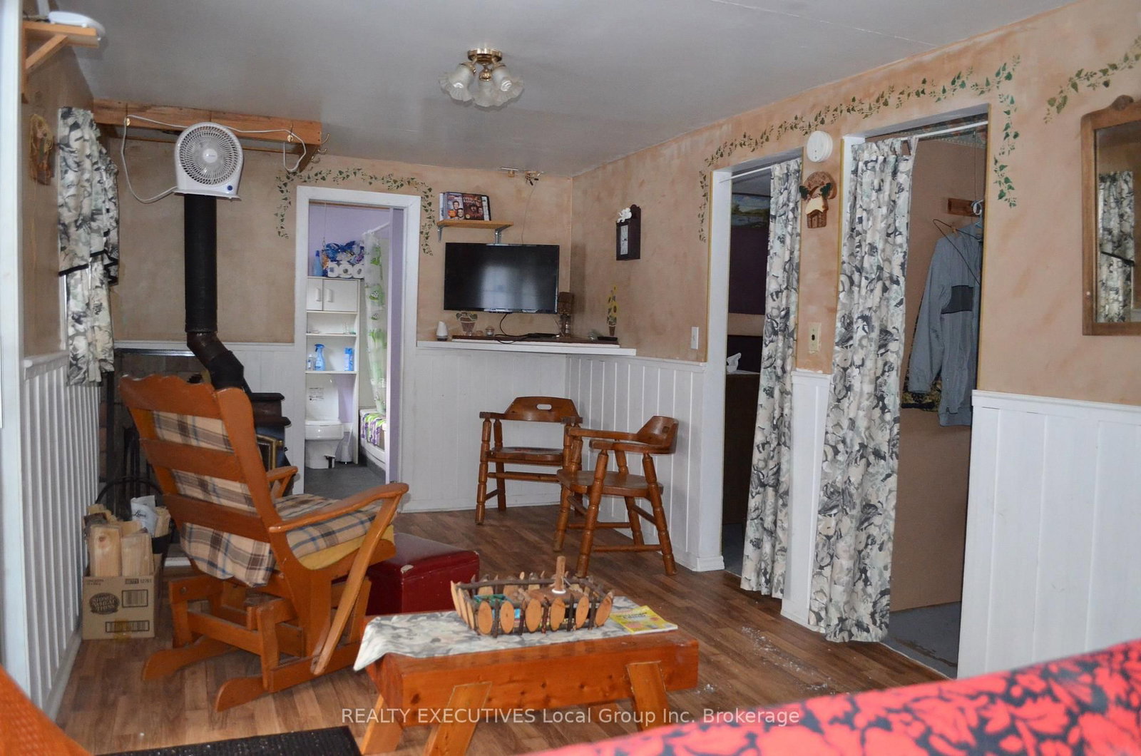Listing Image 30