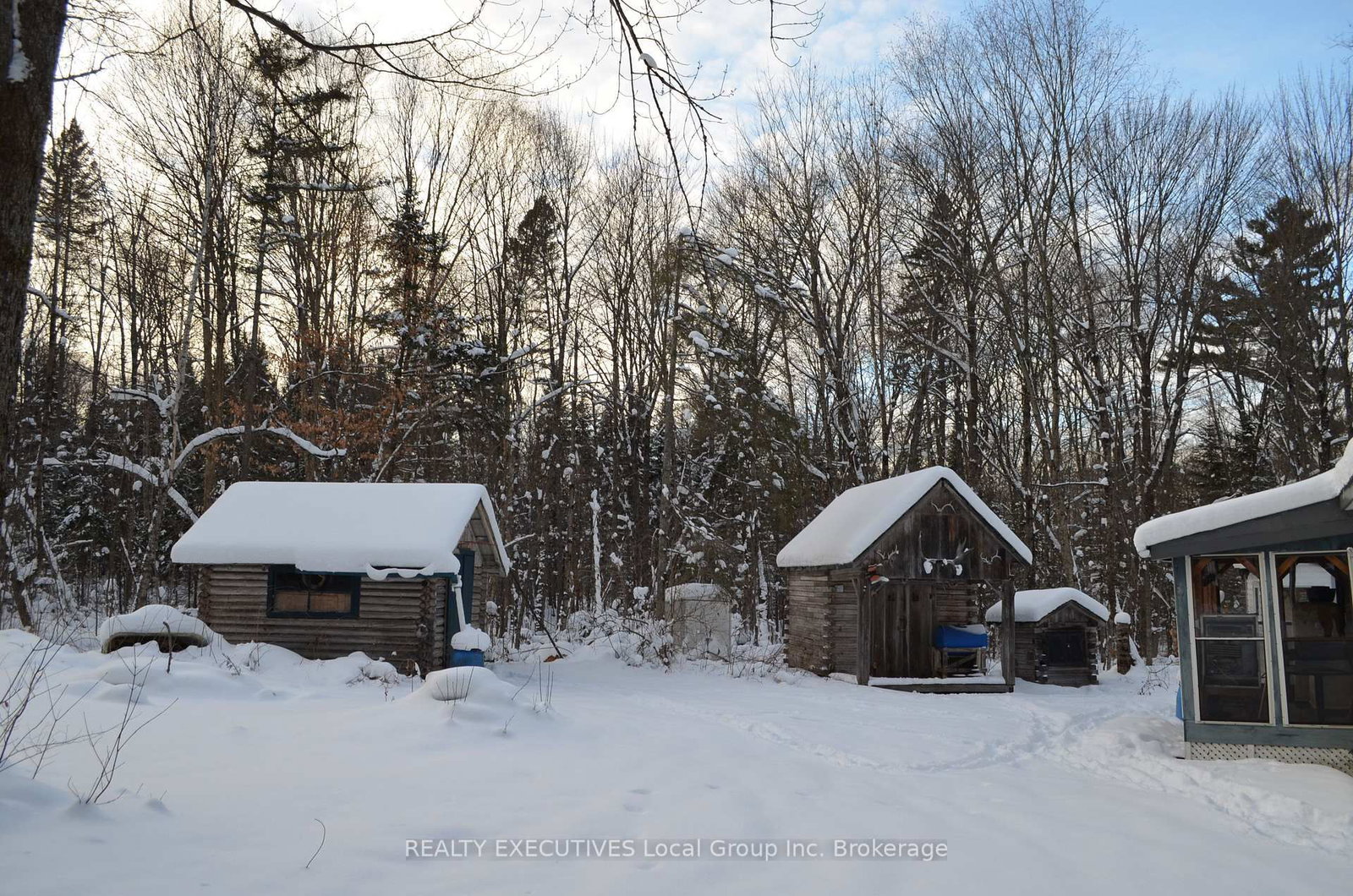 Listing Image 9