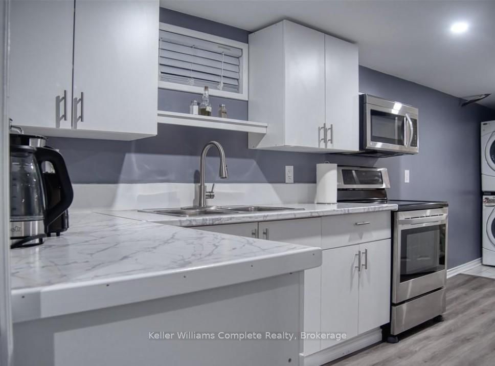 651 Upper Ottawa Street, Unit B - Photo 8