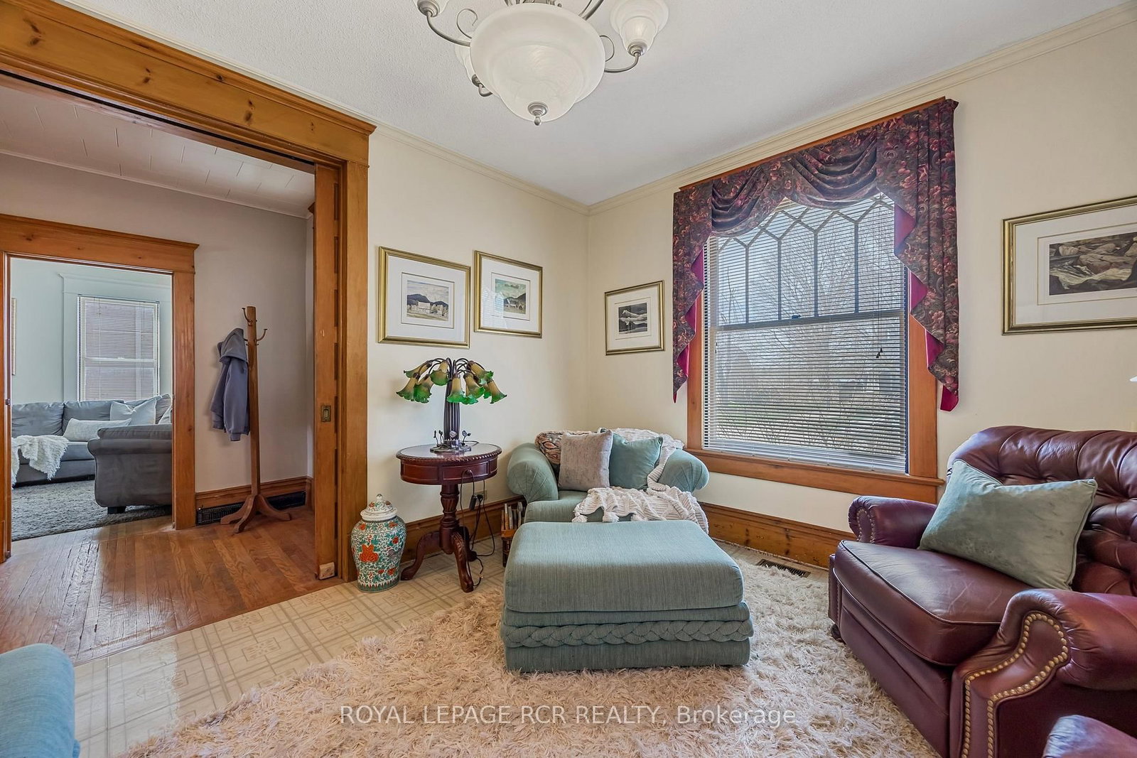 Listing Image 7