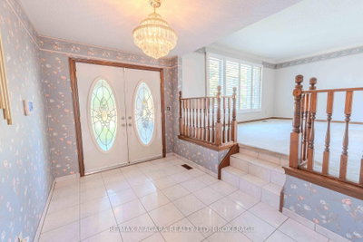 28 Tanera Crescent — photo 2