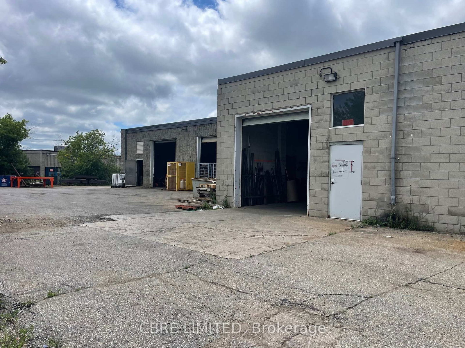 93 Regal Road, Unit 93A - Photo 3