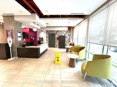Unit 1817 — 105 Champagne Avenue — photo 3