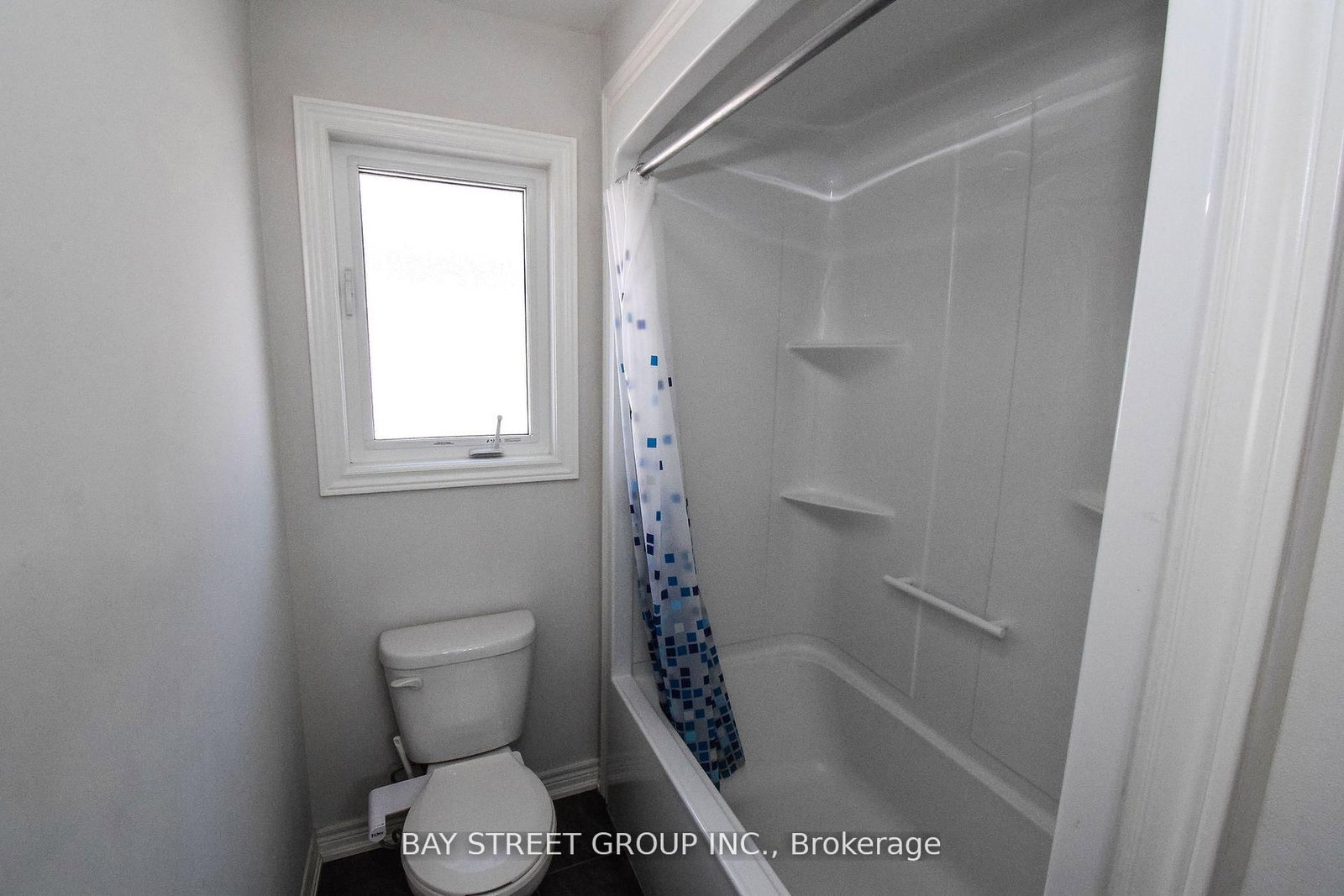 490 Silverwood Avenue • Welland, ON photo 26